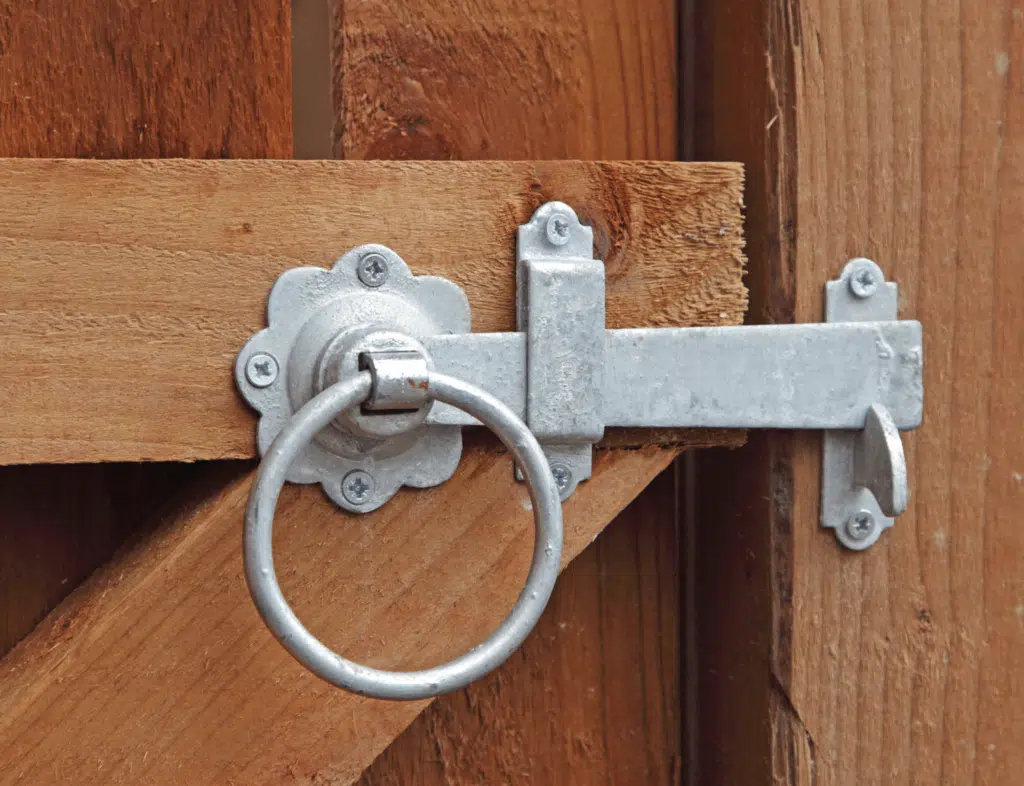 Top Rated Fence & Gate Features Fence lock British Standard Fence