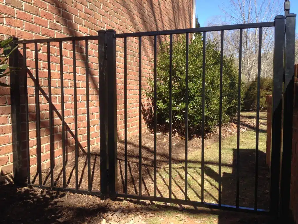 Ascot 2-Channel Aluminum Fence